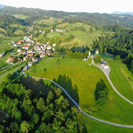 דירה Pri Damijanu Ponikve